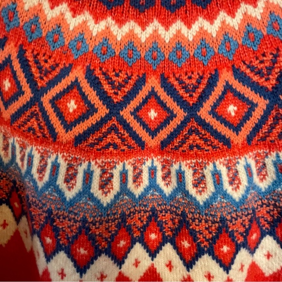 St. John's Bay Red and Blue Crew Neck Sweater - Picture 3 of 4